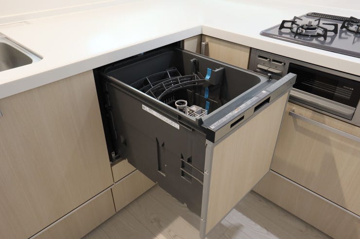 ○食器洗浄乾燥機○ 同仕様
キッチンには嬉しい食洗機付き♪
家事の時短や手荒れの防止、節水などメリットいっぱい♪