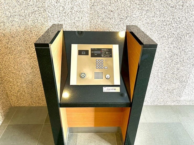 オートロック完備のため、セキュリティ面も安心です。