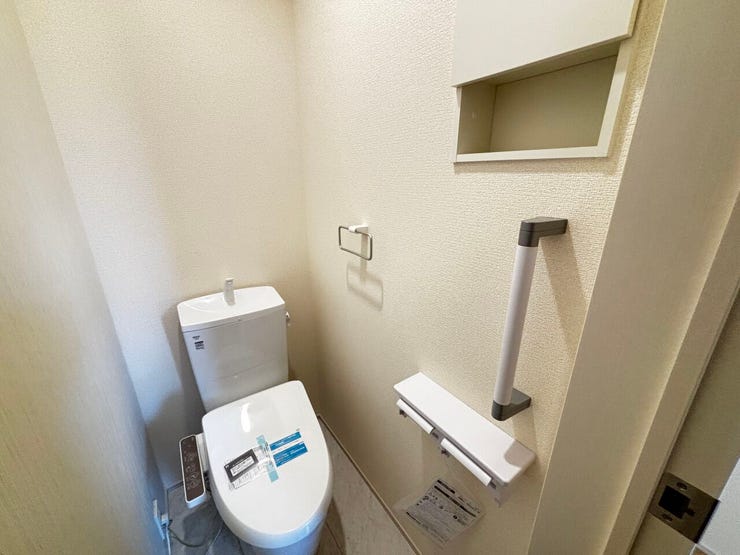 2F トイレ
