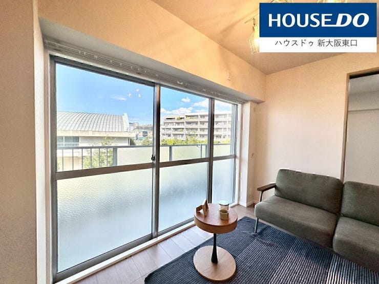 緑が綺麗なリビングです。