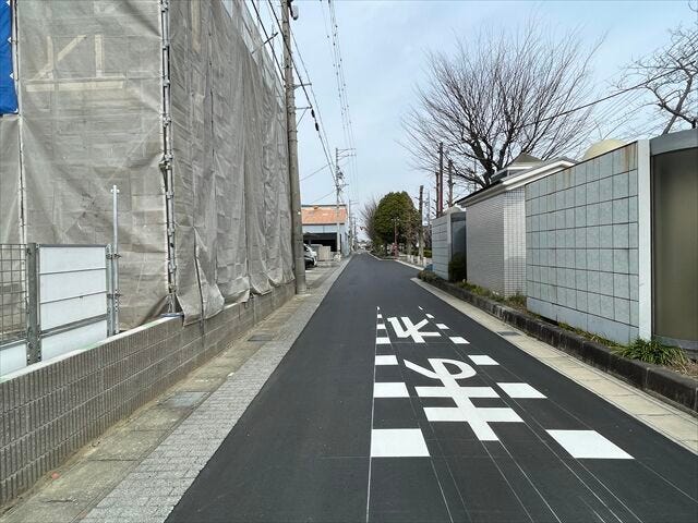 ≪東側北向き≫交通量が少なく、静かです。