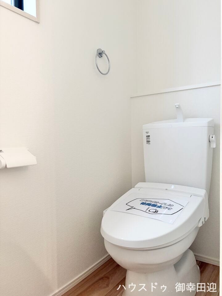 ■一人になれる安らぎの場所■清潔さと静けさを両立した空間。心落ち着くひとときを過ごせる、プライベートなレストルームです。