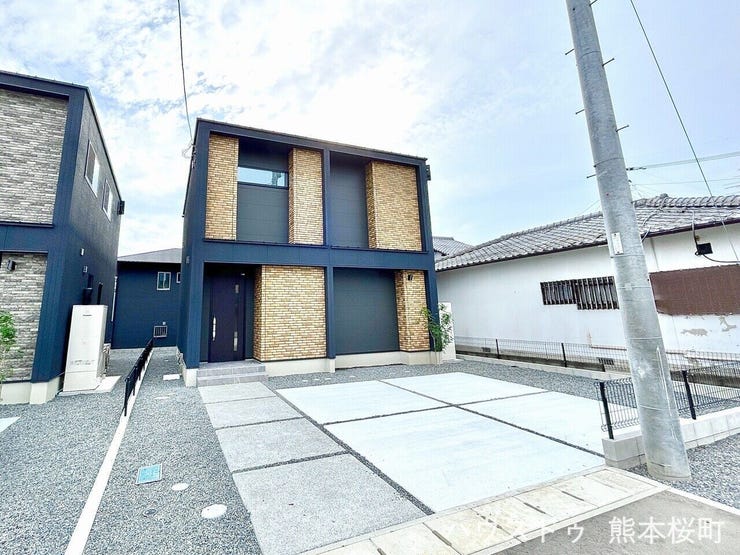 ■□■駐車スペース■□■
2台並列駐車可能です♪