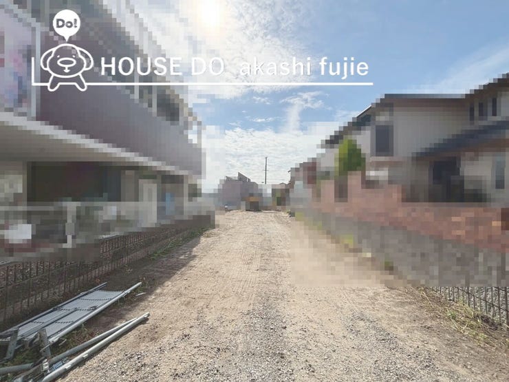建築条件無し!完成宅地渡し
お好きなハウスメーカーで建築していただけます!
人丸小学校のエリア
全3区画 期間限定分譲