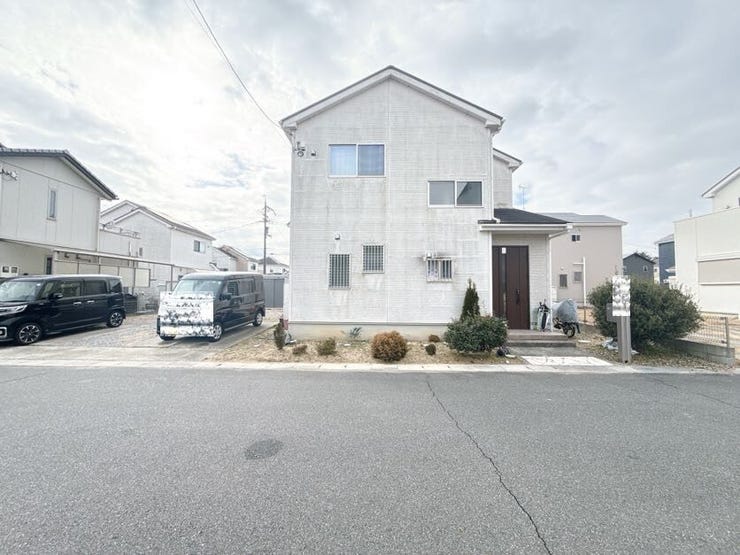 自然に包まれ心が豊かになる明るい街です。新しい住まいで新生活を始めていただくのに最適な環境です。