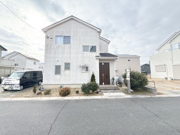 閑静な住宅地で子育て環境にもピッタリです◎