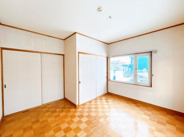 【現況】1階7.5帖洋室別アングル