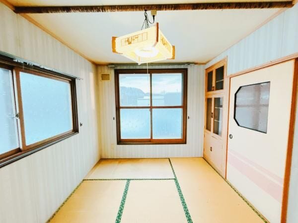 【現況】2階東側和室別アングル