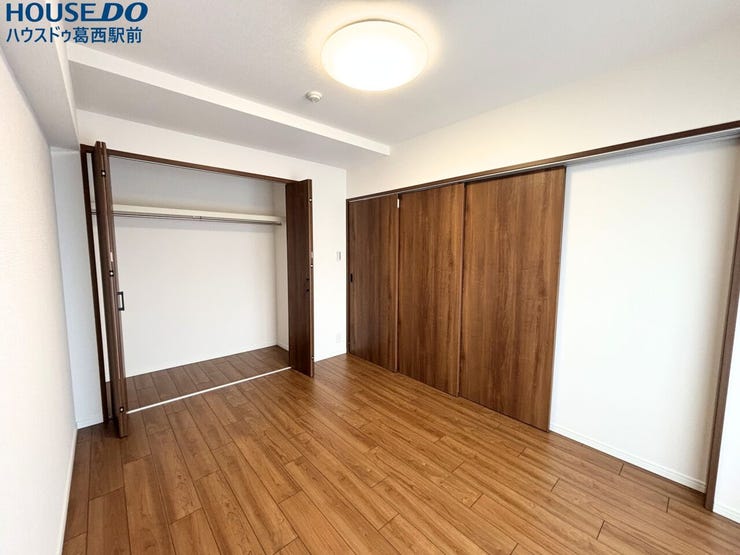 洋室約5.8帖 クローゼット付
南東向き 陽当たり良好