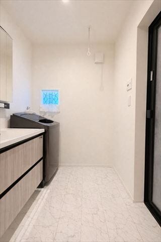 ※実際の写真から生活用品を消すCG加工をしています。