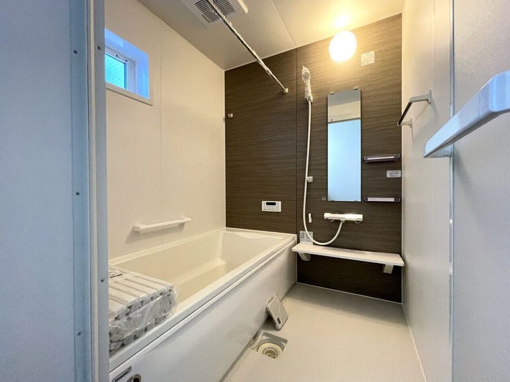 ◇浴室◇ 同仕様
一坪サイズの浴室で足が伸ばせて快適です♪
浴室暖房乾燥機付で、雨の日でも洗濯物が乾かせます♪