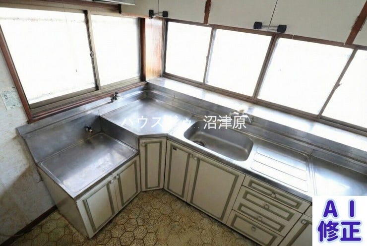 ※現況家具等有、売主様のプライバシーに配慮しCG加工により家具等消去した画像となり、現況との相違がある場合は現況を優先致します。