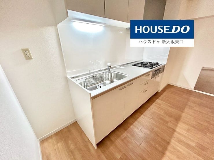 和室にも南からの光が入ります。