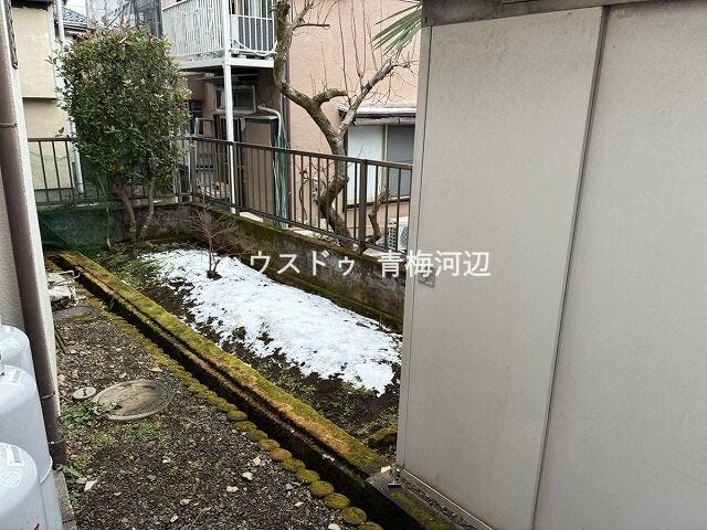 庭:四季折々の植物を育てて楽しむ暮らしが出来そうですね。