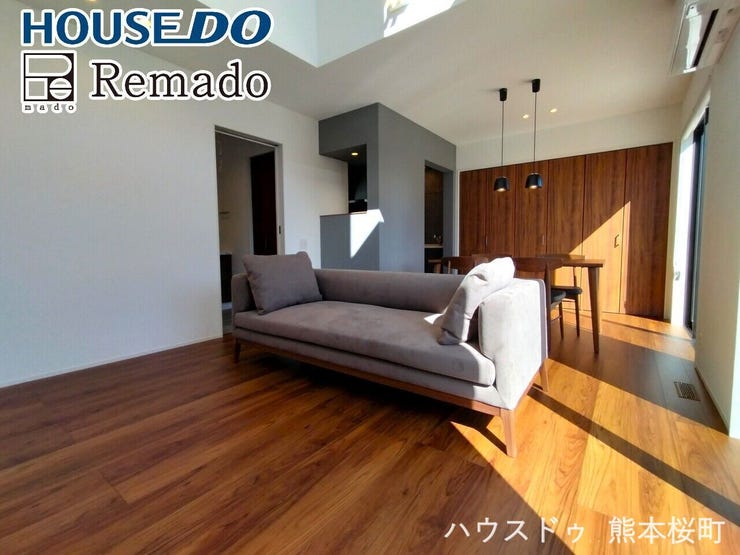 ■□■リビング■□■ソファやダイニングテーブルを置いても広々としたリビング!