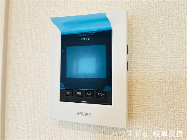 ≪モニター付きインターホン≫モニター付きインターホンはお子様のお留守番に防犯面でも安心です。