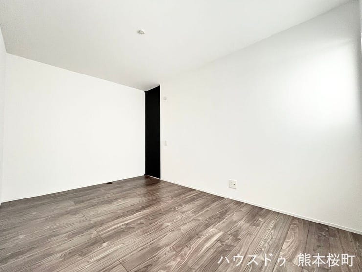 ■2階洋室①■心からリラックスできる静けさ、上質な眠りで、毎日をリセットします。明日への活力を養う空間です。