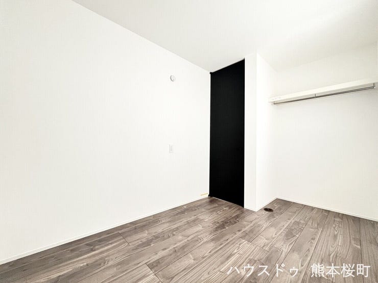 ■2階洋室②■寝室、書斎、趣味の部屋。家族の成長やライフスタイルに合わせ、様々な使い方ができる快適な空間です。