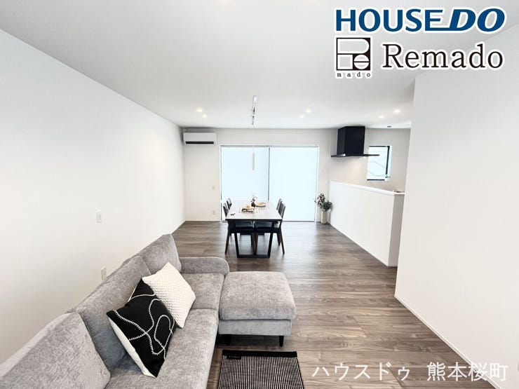 ■家族の笑顔が集う中心地■お気に入りの家具を迎え、窓からは心地の良い光が差し込みます。