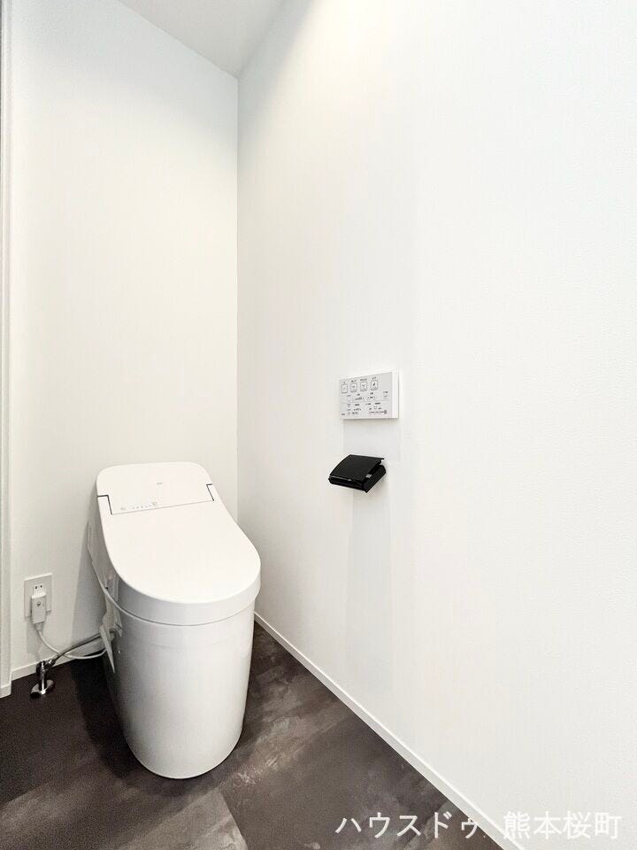 ■一人になれる安らぎの場所■清潔さと静けさを両立した空間。心落ち着くひとときを過ごせる、プライベートなレストルームです。