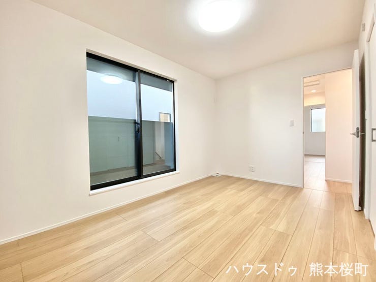 ■2階6.8帖洋室■心からリラックスできる静けさ、上質な眠りで、毎日をリセットします。明日への活力を養う空間です。