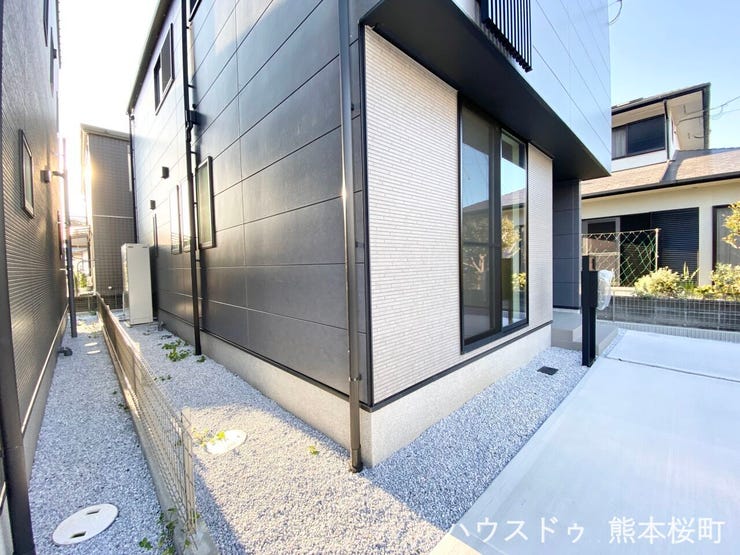 ■理想を叶える新しい暮らしの舞台■高いデザイン性と機能性を兼ね備えた住まい。ここで、家族の新しい物語が始まります。