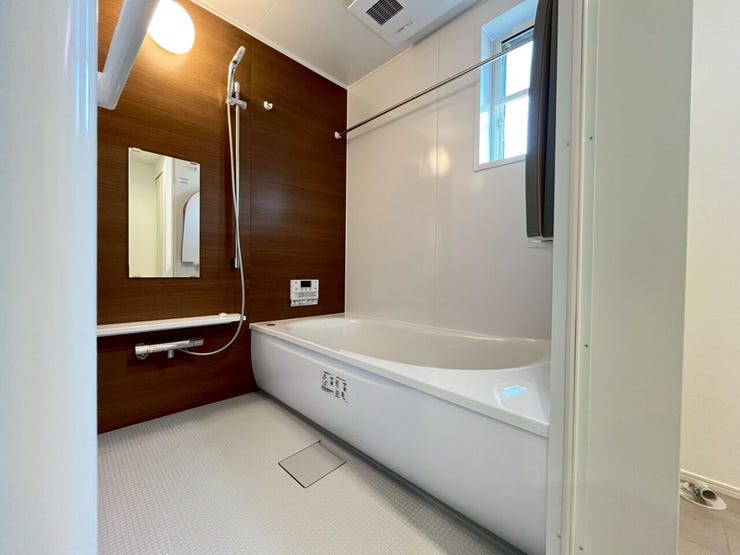 浴室乾燥機付きです♪