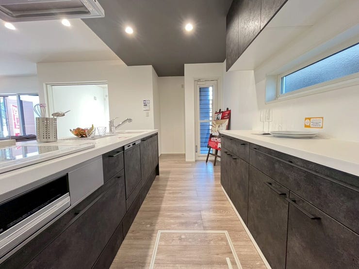 キッチン幅はこのような感じです