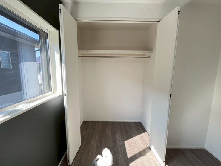 2階 洋室③ 収納