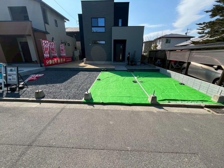 3台以上駐車可能な駐車スペースです!