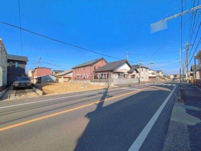 【外観】
◇外観写真◇
鳥居松町4丁目にある全2区画のお土地です。建築条件なしでお好きなハウスメーカーや工務店などでご建築していただけます♪南西向き道路につき陽当たりも良好です♪