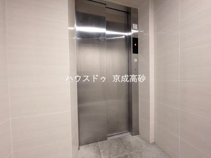 エレベーター1基