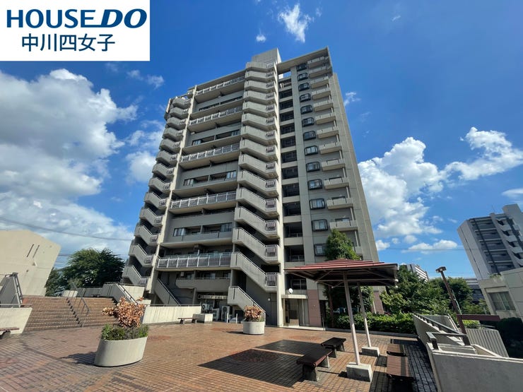 【外観】
◇外観◇
名鉄名古屋本線「神宮前」駅より徒歩7分の好立地。地下鉄・名鉄の3路線利用可能ですので通勤や通学、お出かけの際に大変便利です。ペット飼育可マンションです。