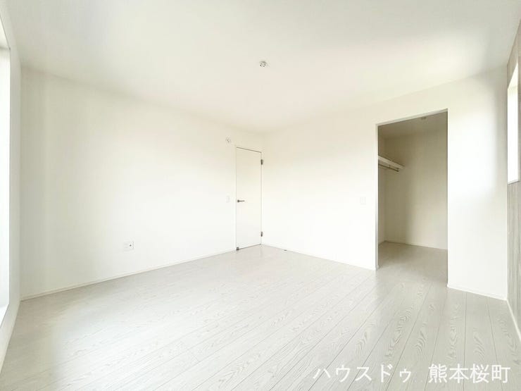 ■□■2階8帖洋室■□■心からリラックスできる静けさ、上質な眠りで、毎日をリセットします。明日への活力を養う空間です