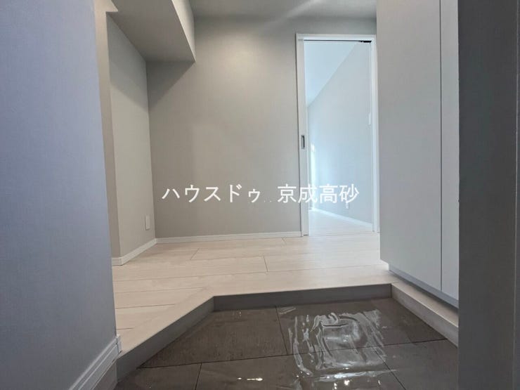 大型の下駄箱収納でお気に入りの靴もたっぷり収納できますね!