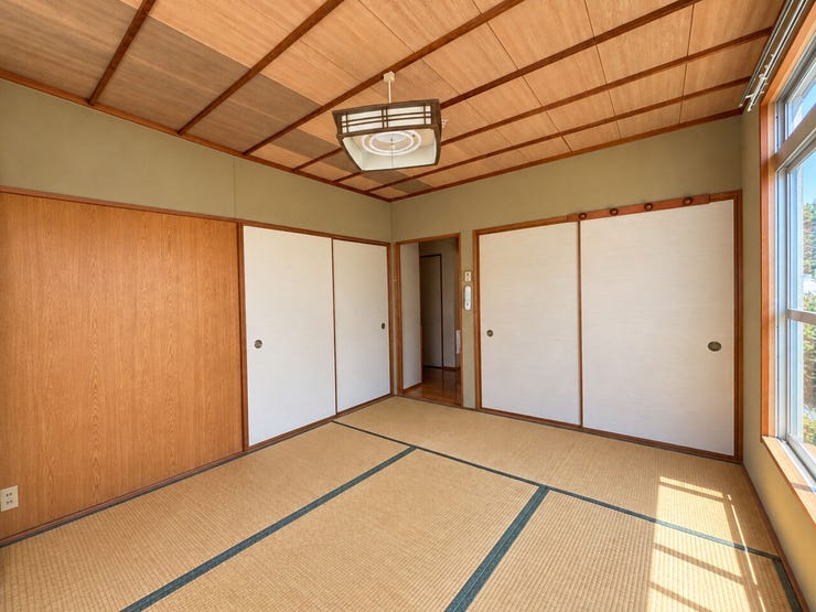 ※空室をイメージしCG加工したものです。
画像は実際の室内写真と間取り図から再現した「室内イメージ」で実際とは多少異なります。