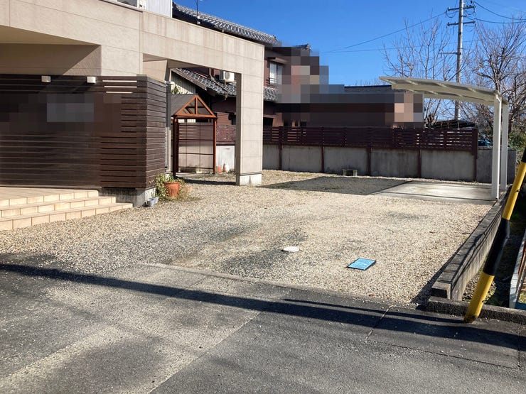 車通りが少なく、落ち着いて駐車できます