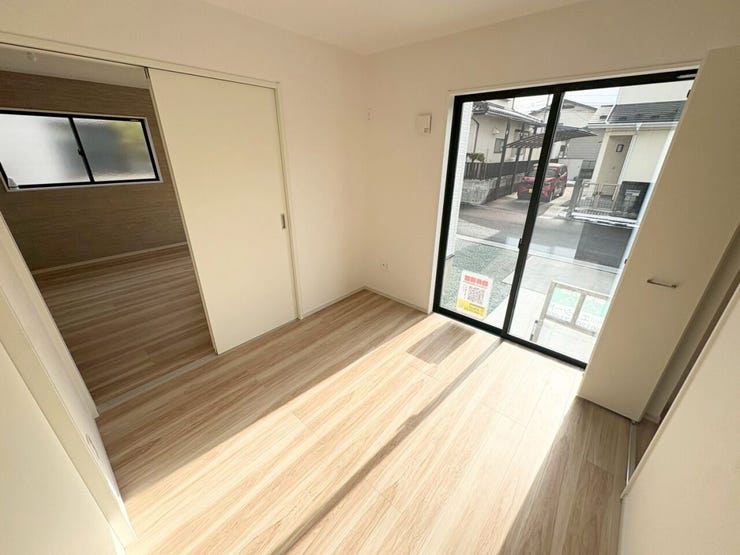 1階4.5帖の洋室です。