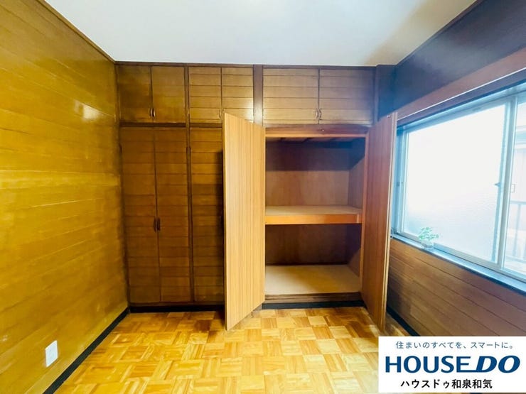 大きな収納もあるので安心です♪