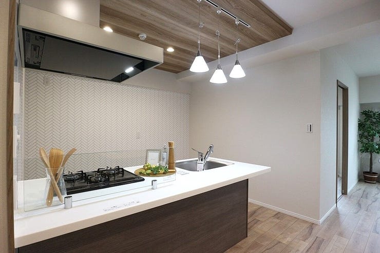 キッチンスペースは広く、ご家族で並んでお料理を楽しんでいただけます♪