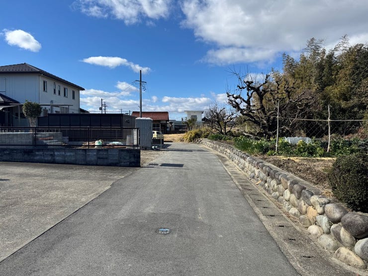 閑静な住宅街なので、生活しやすい立地です!
