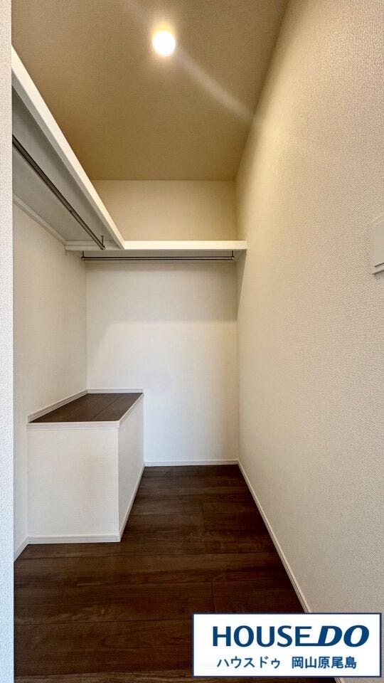 季節を問わずにたっぷり収納ができます。冬物の収納にも困りません。