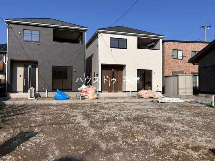 ルミエールやしまむら、サンリブなど、商業施設まで
徒歩圏内!
《古賀市天神7丁目 新築戸建》