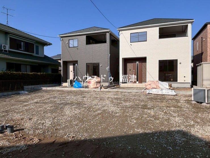 駐車は4台可能!
来客時、将来お子様が車を持った時のも安心です♪
《古賀市天神7丁目 新築戸建》