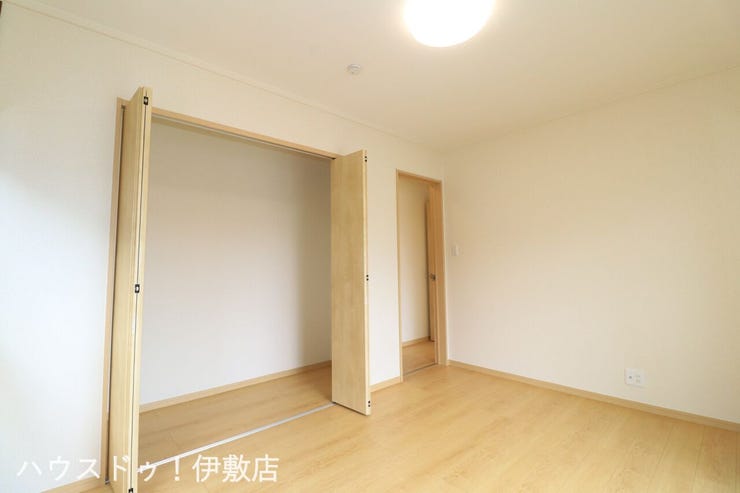 【2F洋室6帖】
空き物件につき、即日ご内覧可能です
