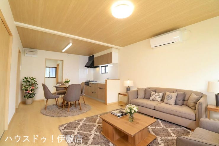 【リビング】
・2026年5月 リフォーム済(キッチン、浴室、トイレ・洗面台新調、床、クロス等全面)
※イメージにつき、家具、家電は価格に含まれません