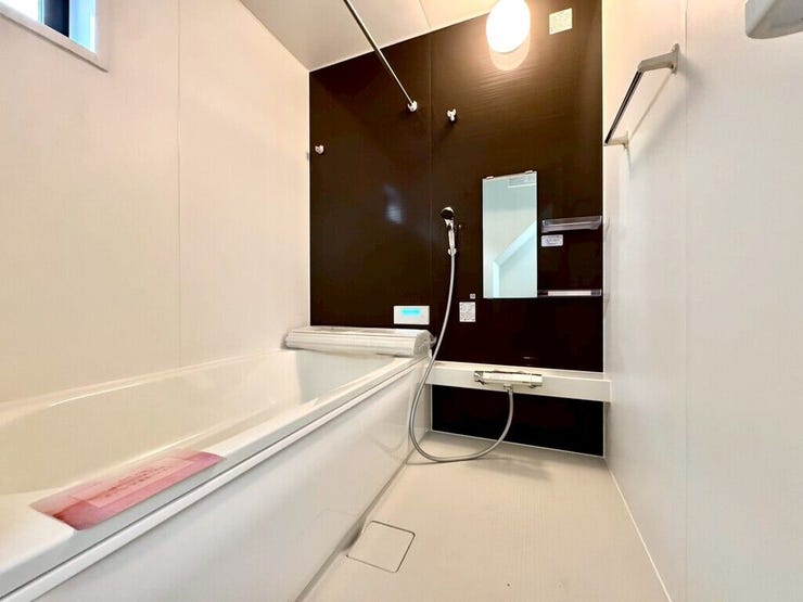 【Bathroom】リラックスできる空間で、一日の疲れを癒し、心身共にリフレッシュできます。