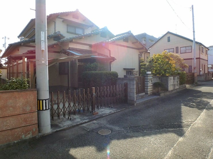 外観を北西側より撮影