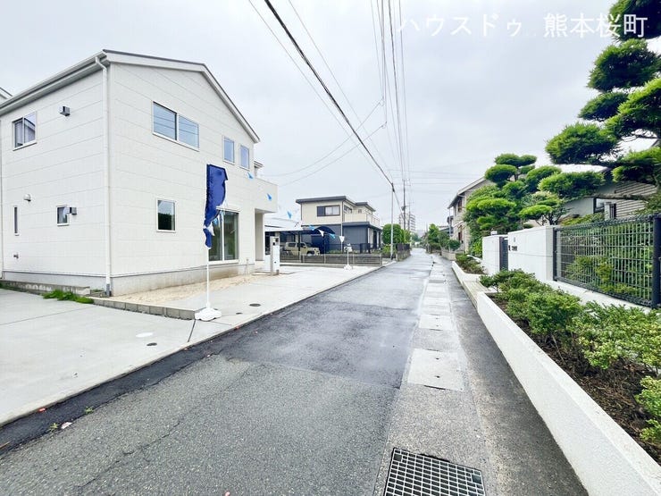 ■□■前面道路■□■
御幸小学校・託麻中学校エリア♪
スーパーや病院が近く、生活に便利です♪