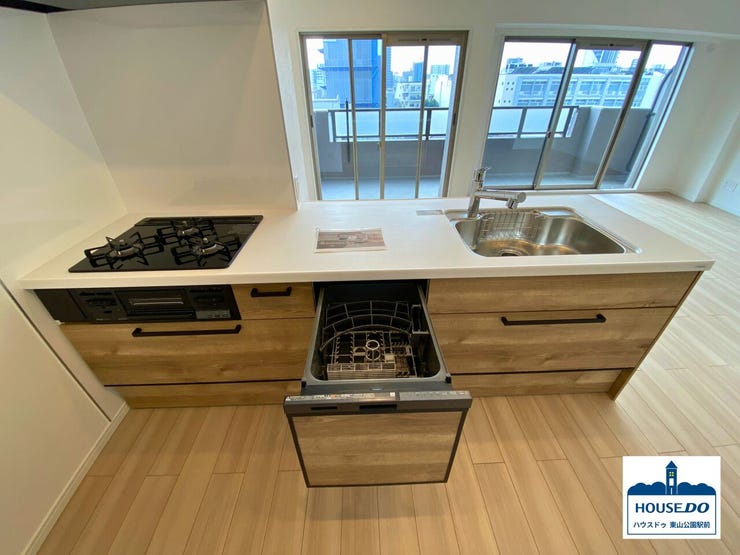 最新設備を持つキッチンは、毎日の料理を快適に。
家事の時間をスマートにサポートします♪